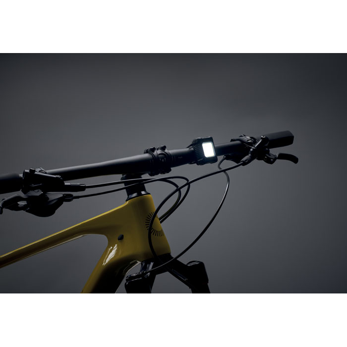BLIGHT - Set di luci per bicicletta rica