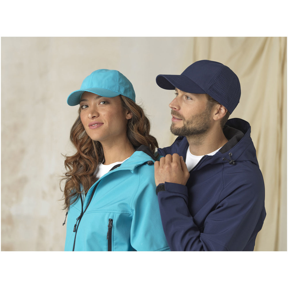 Cappellino cool-fit a 6 pannelli in materiale riciclato certificato GRS da 110 g/m² Mica