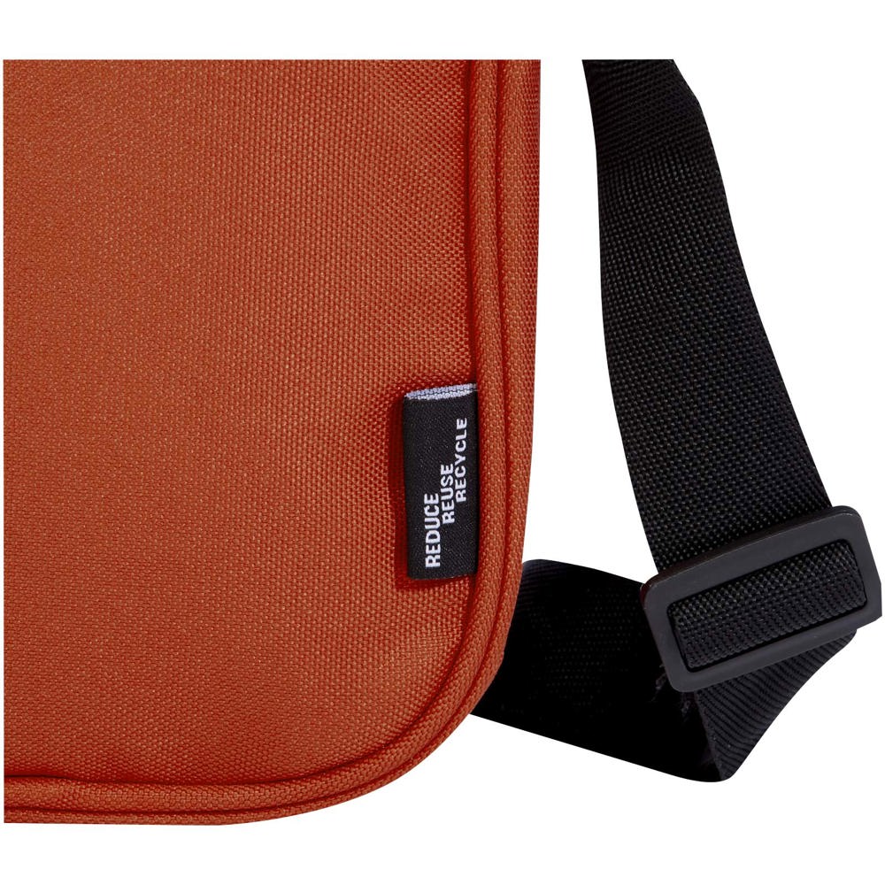 Borsa a tracolla in materiale riciclato certificato GRS Byron 2l